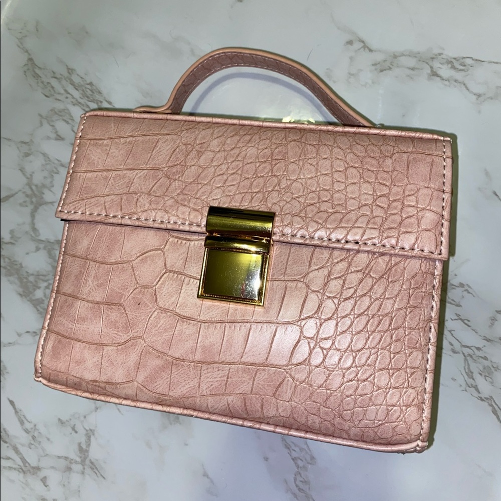 Medium sized bag